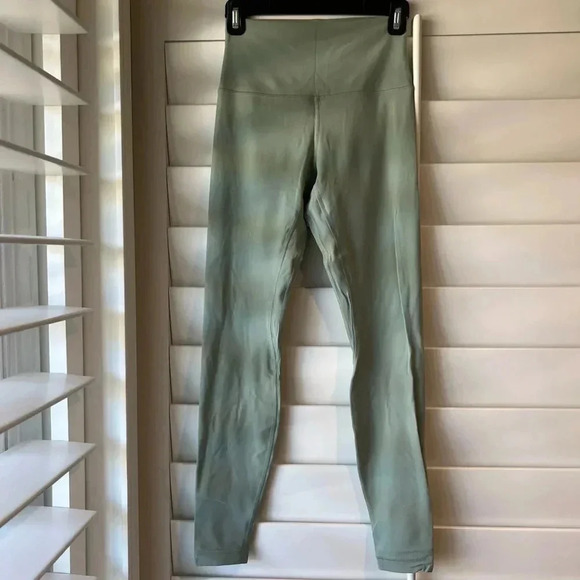 LULULEMON NEW Mint Green Align Leggings Pants Full Length 28” Inseam - Picture 1 of 11